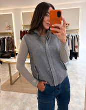 Load image into Gallery viewer, SLEEVELESS ZIP UP MOCK NECK KNIT- grey