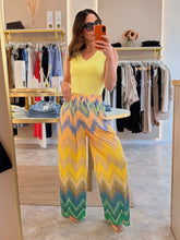 Load image into Gallery viewer, YELLOW PLISSÉ CHEVRON TROUSER