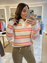 Load image into Gallery viewer, SOFT STRIPE LACE TRIM KNIT