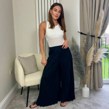 Load image into Gallery viewer, BLACK PLISSÉ PALAZZO TROUSERS
