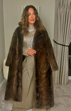 Load image into Gallery viewer, BROWN LONG LENGTH FAUX FUR COAT