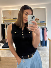 Load image into Gallery viewer, BLACK SLEEVELESS COLLARED KNIT WITH BUTTON DETAIL
