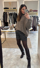 Load image into Gallery viewer, OVERSIZED KNIT- taupe