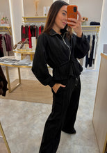 Load image into Gallery viewer, ZIP UP TRACKSUIT - black