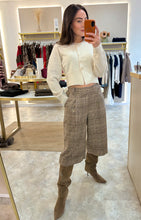 Load image into Gallery viewer, CHECK PRINT CULOTTE TROUSERS