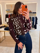 Load image into Gallery viewer, BURGUNDY DEER PRINT ZIP UP JUMPER