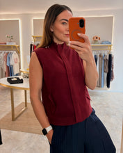 Load image into Gallery viewer, ZIP UP KNIT GILET - burgundy
