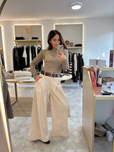 Load image into Gallery viewer, TAUPE LACE BODYTOP