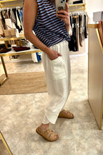 Load image into Gallery viewer, WHITE FRONT POCKET TROUSER