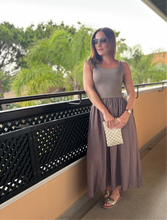 Load image into Gallery viewer, RIB VEST SKIRT DRESS - BROWN