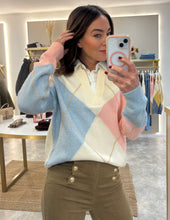 Load image into Gallery viewer, PASTEL V-NECK ARGYLE KNIT WITH SHIRT COLLAR DETAIL - cream