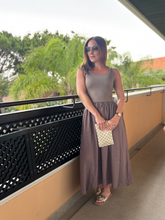 Load image into Gallery viewer, RIB VEST SKIRT DRESS - BROWN