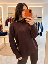 Load image into Gallery viewer, SOFT QUARTER ZIP KNIT - brown