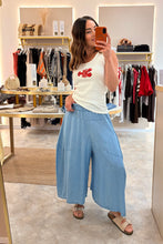 Load image into Gallery viewer, CHAMBRAY DENIM ELASTICATED EAIST CULOTTES