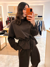Load image into Gallery viewer, PEPLUM DRAWSTRING JOGGER SET - brown
