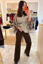 Load image into Gallery viewer, SATIN BATWING TOP - mushroom