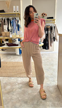 Load image into Gallery viewer, BEIGE FRONT POCKET TROUSER