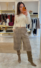 Load image into Gallery viewer, CHECK PRINT CULOTTE TROUSERS