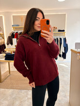 Load image into Gallery viewer, SOFT QUARTER ZIP KNIT - burgundy