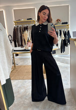 Load image into Gallery viewer, BEADED DETACHABLE COLLAR KNIT - black