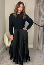 Load image into Gallery viewer, PLEATED SKIRT JUMPER DRESS