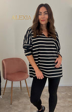 Load image into Gallery viewer, MONOCHROME STRIPE BASIC OVERSIZED TOP
