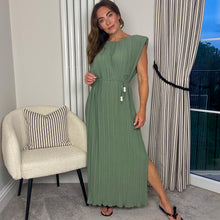 Load image into Gallery viewer, KHAKI SLEEVELESS PLISSE MIDAXI DRESS