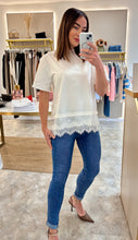 Load image into Gallery viewer, SILK AND LACE HEM TEE
