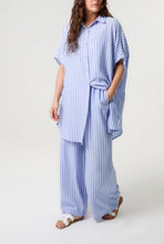 Load image into Gallery viewer, OVERSIZED PINSTRIPED SHIRT