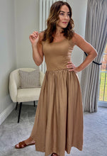 Load image into Gallery viewer, RIB VEST SKIRT DRESS - CAMEL