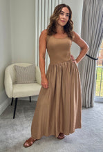 Load image into Gallery viewer, RIB VEST SKIRT DRESS - CAMEL
