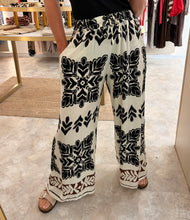 Load image into Gallery viewer, BLACK PATTERN WIDE LEG ELASTICATED WAIST TROUSER