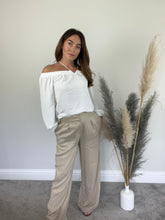 Load image into Gallery viewer, WHITE OFF THE SHOULDER BLOUSE
