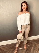 Load image into Gallery viewer, WHITE OFF THE SHOULDER BLOUSE