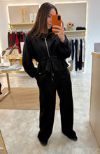 Load image into Gallery viewer, ZIP UP TRACKSUIT - black
