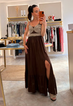 Load image into Gallery viewer, BROWN CONTRAST BODICE MAXI DRESS
