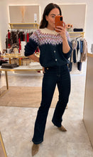 Load image into Gallery viewer, FAIR ISLE ROUND NECK CARDIGAN - navy
