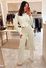 Load image into Gallery viewer, SOFT KNIT BUTTON THROUGH CARDIGAN - white
