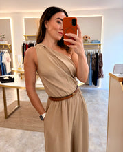 Load image into Gallery viewer, ONE SHOULDER RUCHED JUMPSUIT -camel
