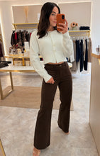 Load image into Gallery viewer, SOFT KNIT BUTTON THROUGH CARDIGAN - white
