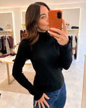 Load image into Gallery viewer, CHEVRON FRILL DETAIL KNIT - black
