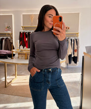 Load image into Gallery viewer, FLEECE LINED LONG SLEEVE BASIC TOP - charcoal
