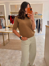 Load image into Gallery viewer, CAMEL SHORT SLEEVE KNIT
