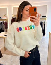 Load image into Gallery viewer, WEEKEND CREAM JUMPER

