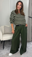 Load image into Gallery viewer, KHAKI STRIPE BASIC OVERSIZED TOP
