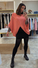 Load image into Gallery viewer, CROSS OVER BATWING KNIT
