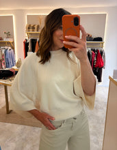 Load image into Gallery viewer, WIDE ARM SUMMER KNIT - cream
