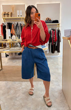 Load image into Gallery viewer, CROPPED PUFF SLEEVE JACKET - red
