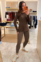 Load image into Gallery viewer, SOFT RIBBED BASIC TOP - brown
