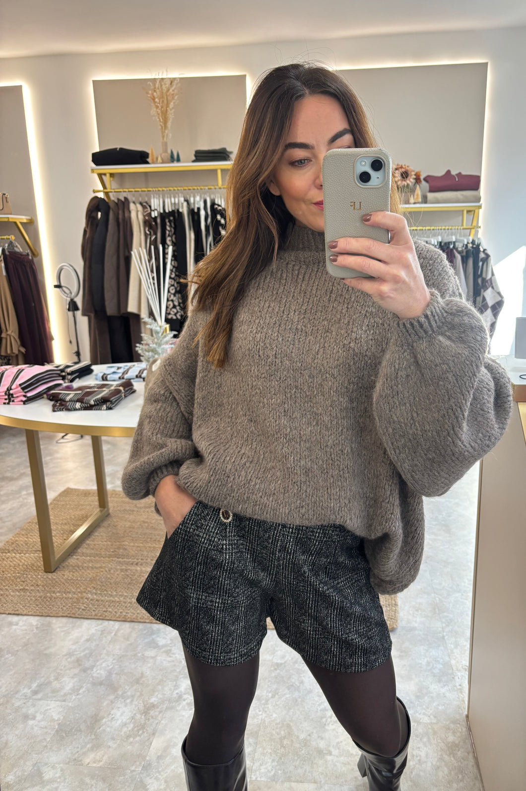 OVERSIZED KNIT- taupe